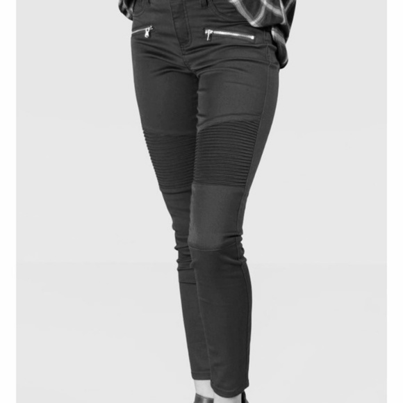 Francesca's Collections Denim - Francesca's | Harper Zipper Moto Skinny Jeans